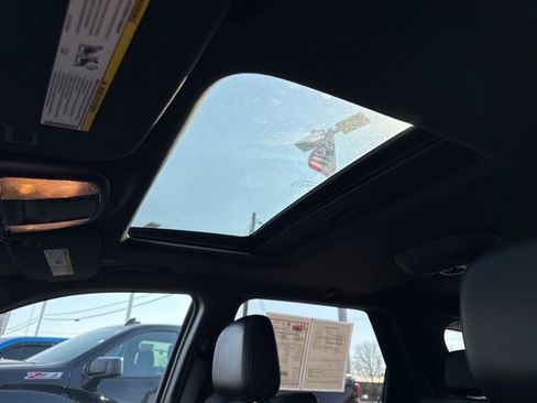 Used 2022 Dodge Durango GT w/ Blacktop Package image 16