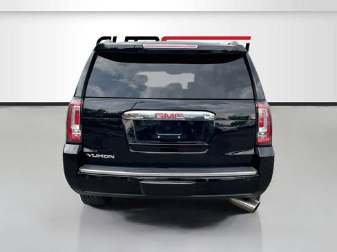 Used 2015 GMC Yukon Denali w/ Premium Package AWD/4WD image 6