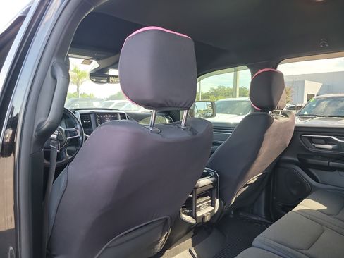 Used 2019 RAM 1500 Big Horn AWD/4WD image 13