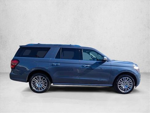 Used 2022 Ford Expedition Max Platinum image 4