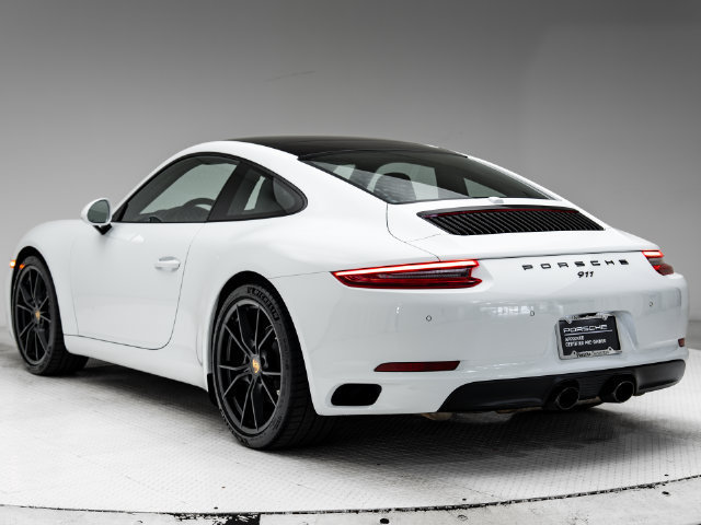 Certified 2018 Porsche 911 Carrera RWD image 3