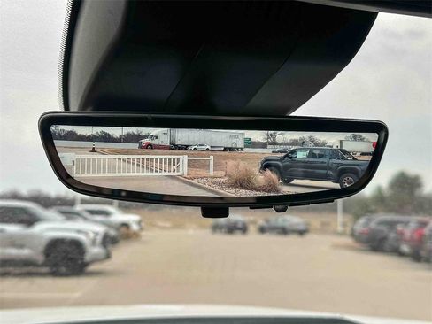 Used 2024 Chevrolet Silverado 1500 LTZ w/ LTZ Premium Texas Edition image 37