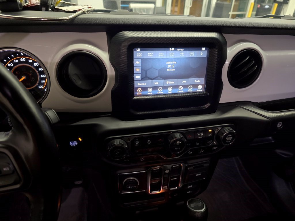Used 2021 Jeep Wrangler Unlimited Sport AWD/4WD image 23