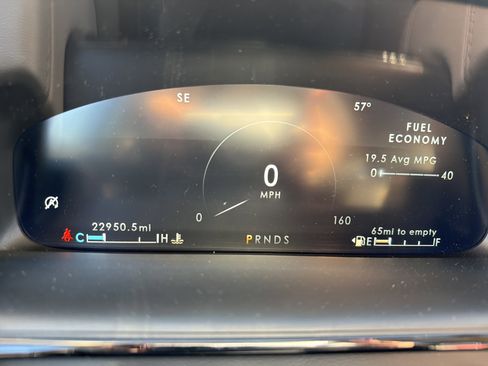 Used 2023 Lincoln Nautilus Reserve w/ Equipment Group 202A image 21