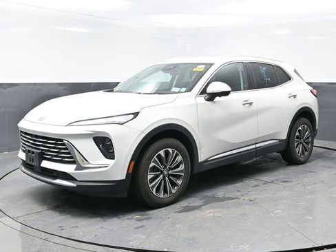 Used 2024 Buick Envision Preferred AWD/4WD image 7