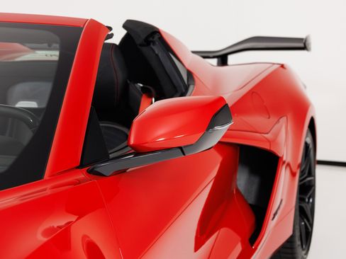 Used 2023 Chevrolet Corvette Z06 w/ Stealth Interior Trim Package RWD image 63