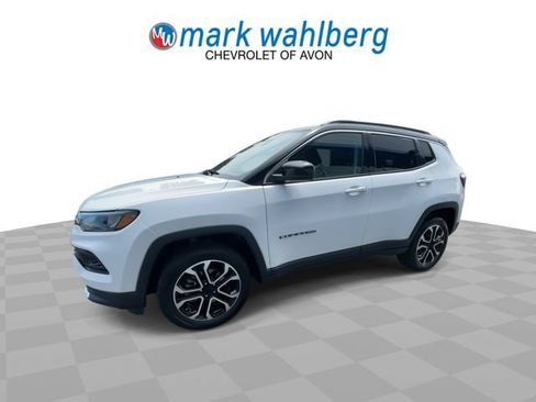 Used 2022 Jeep Compass Limited AWD/4WD image 4