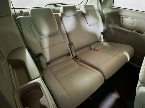 Used 2016 Honda Odyssey Touring image 32