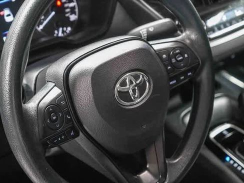 Certified 2023 Toyota Corolla LE image 21