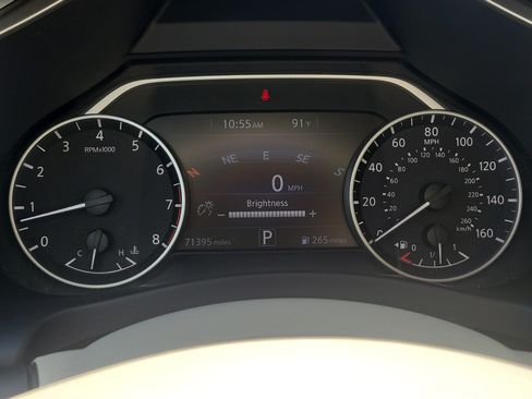 Used 2017 Nissan Murano S w/ Navigation Package FWD image 24