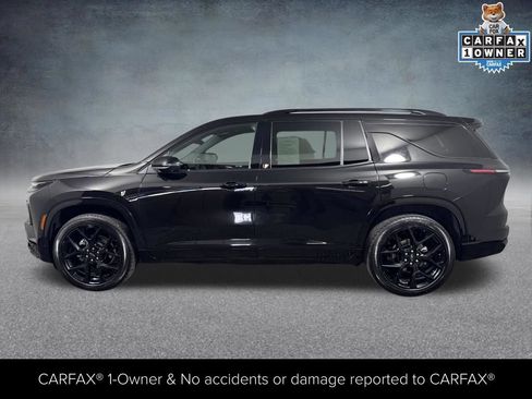 Used 2024 Chevrolet Traverse RS AWD/4WD image 3