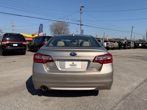 Used 2017 Subaru Legacy 2.5i Limited image 4