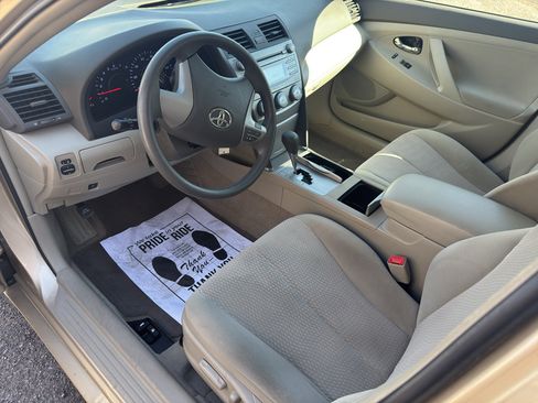 Used 2011 Toyota Camry LE w/ LE Extra-Value Pkg FWD image 24