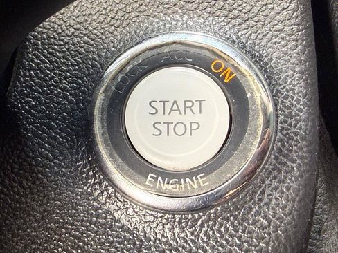 Used 2009 INFINITI G37 Convertible w/ Premium Pkg RWD image 23