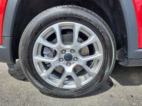 Used 2025 Jeep Compass Limited AWD/4WD image 20