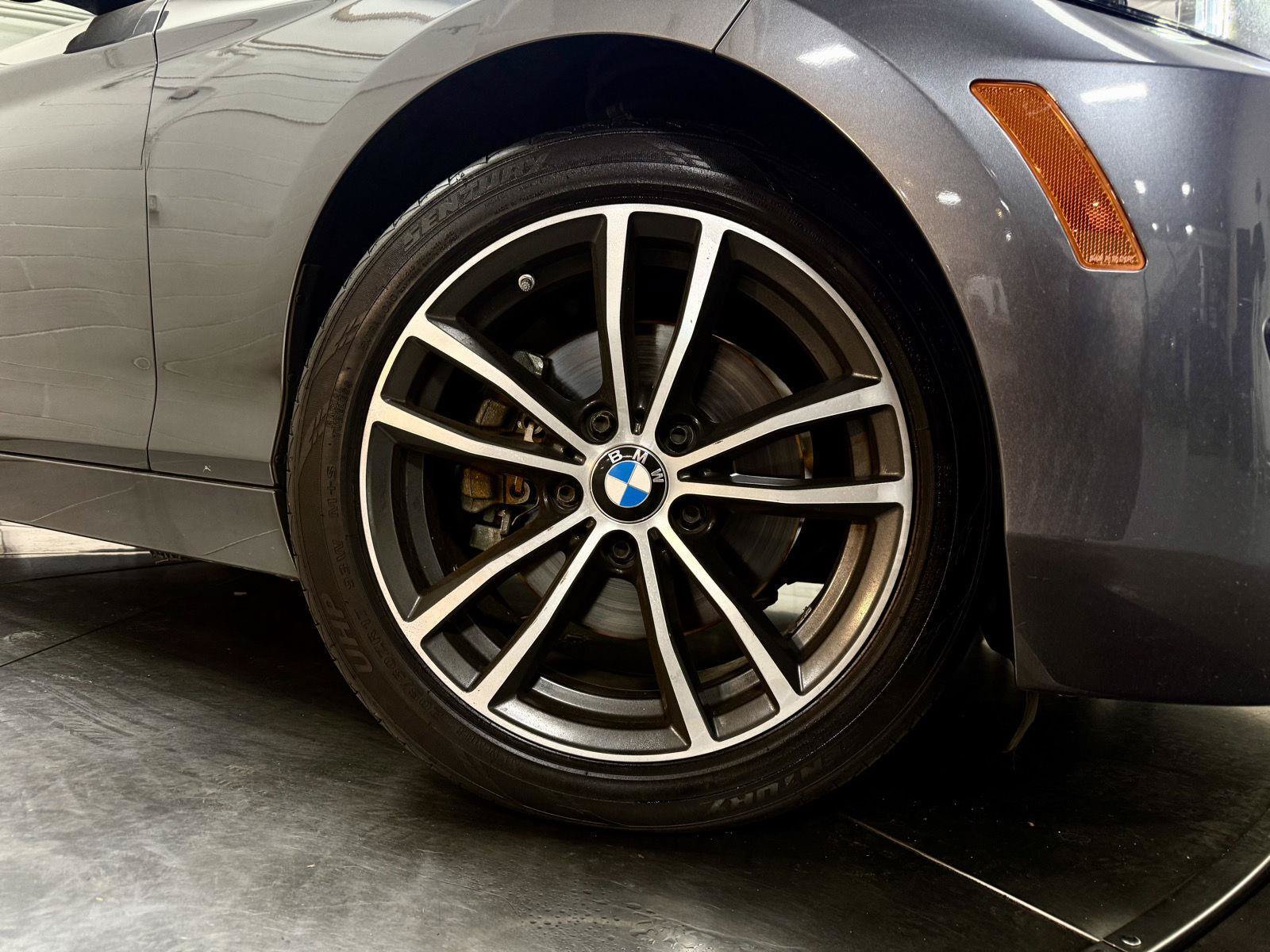 Used 2019 BMW 230i Coupe w/ Premium Package RWD image 11