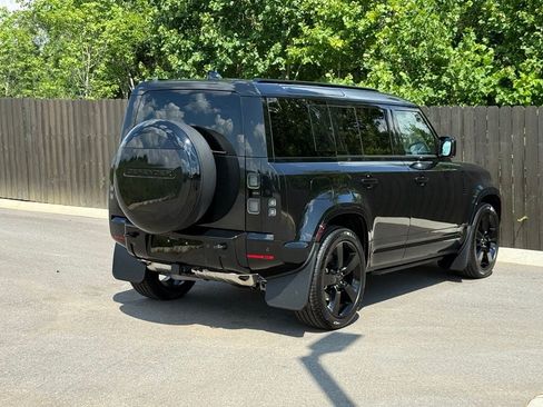 New 2026 Land Rover Defender 110 X-Dynamic SE AWD/4WD image 5