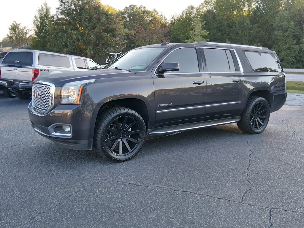 Used 2016 GMC Yukon XL Denali w/ Open Road Package RWD image 8