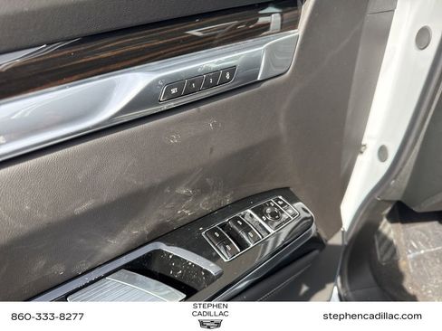 New 2026 Cadillac Escalade Luxury w/ LPO, Radiant Package image 15