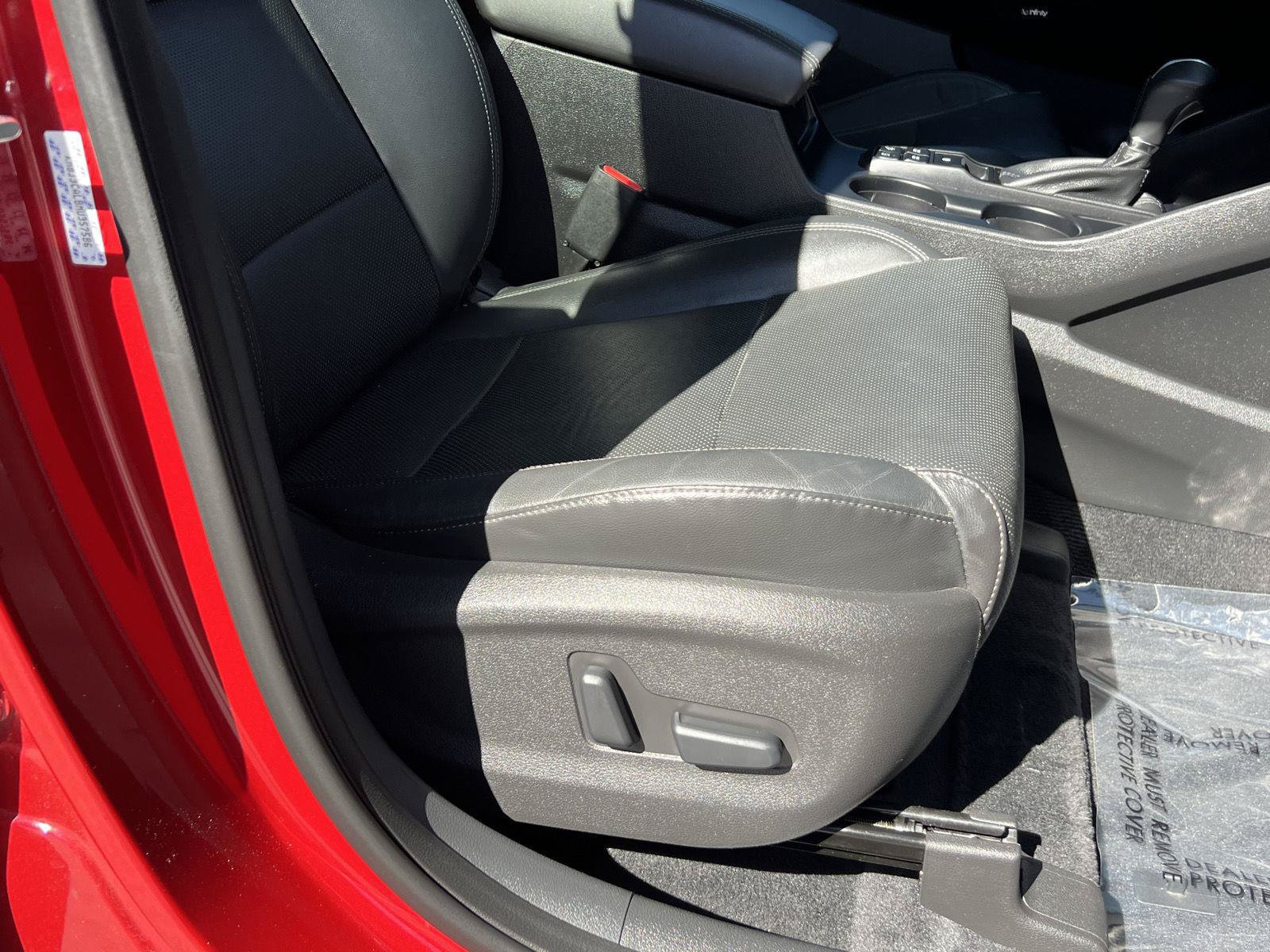 Used 2021 Hyundai Tucson Limited AWD/4WD image 15