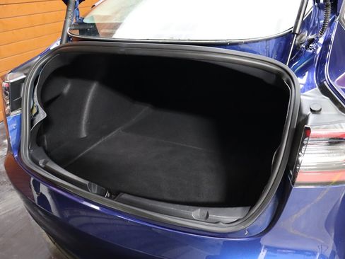 Used 2022 Tesla Model 3 image 13