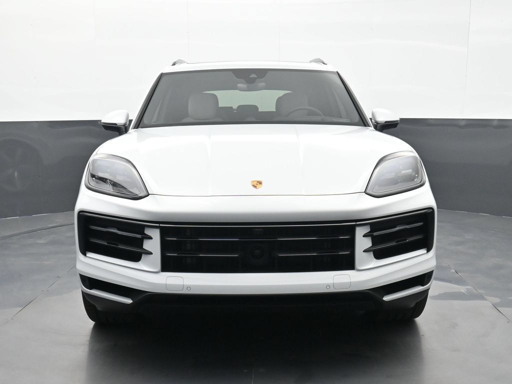 Certified 2025 Porsche Cayenne E-Hybrid AWD/4WD image 26