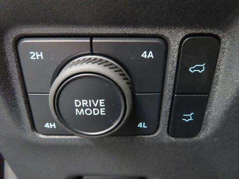 Used 2025 Ford Expedition Max Platinum w/ Platinum Ultimate Package image 65