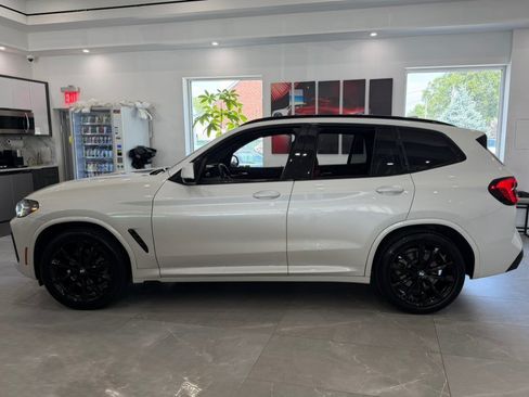 Used 2023 BMW X3 xDrive30i w/ M Sport Package AWD/4WD image 5