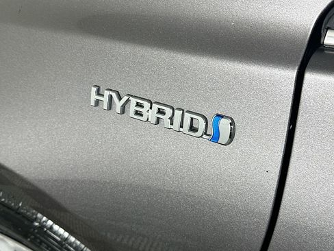 Used 2015 Toyota Camry LE image 27