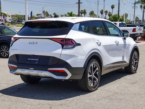 Certified 2025 Kia Sportage EX FWD image 4