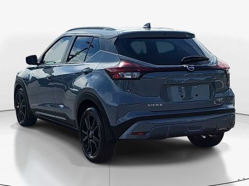 Used 2023 Nissan Kicks SR FWD image 8