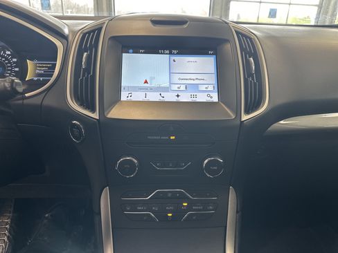 Used 2016 Ford Edge SEL w/ Equipment Group 201A image 3