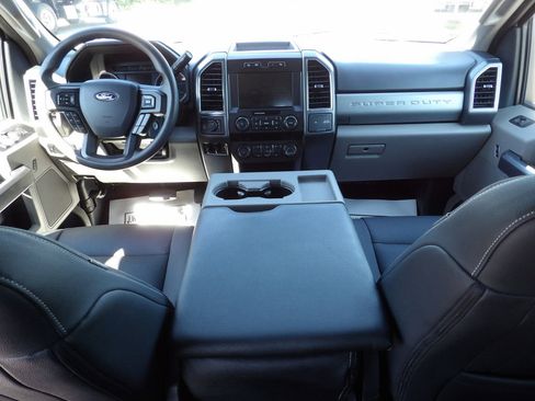 Used 2022 Ford F250 XLT w/ FX4 Off-Road Package AWD/4WD image 35
