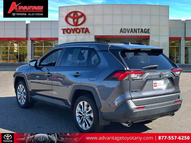 Used 2023 Toyota RAV4 XLE Premium AWD/4WD image 10