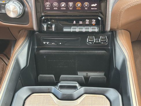 Used 2019 RAM 1500 Limited AWD/4WD image 22