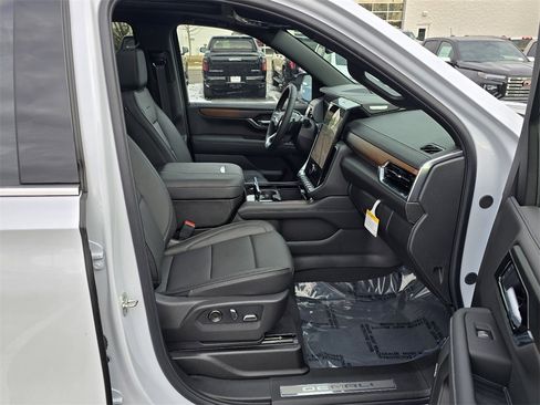 New 2026 GMC Yukon XL Denali w/ Sun & Power Step Package image 35