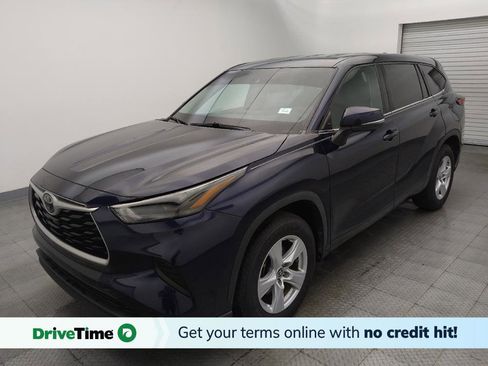 Used 2022 Toyota Highlander L image 1