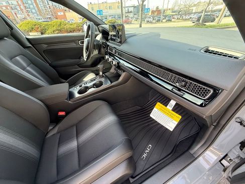 New 2026 Honda Civic Sport image 40