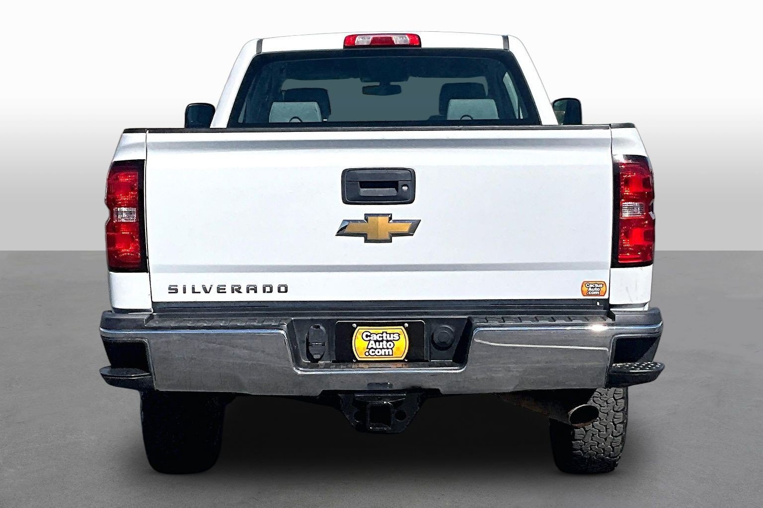 Used 2017 Chevrolet Silverado 2500 W/T AWD/4WD image 4