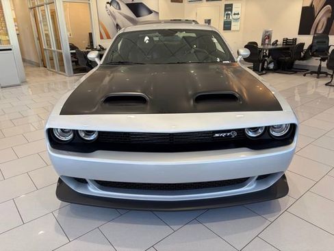 Used 2019 Dodge Challenger SRT Hellcat Redeye RWD image 10