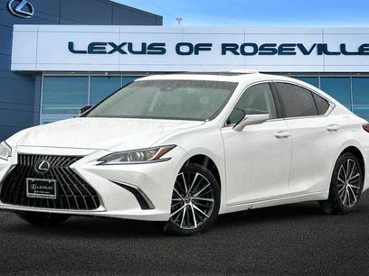 Used 2024 Lexus ES 300h w/ Premium Package