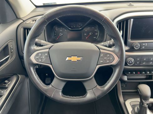 Used 2022 Chevrolet Colorado LT w/ Safety Package image 17