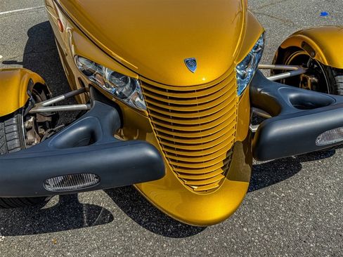 Used 2002 Chrysler Prowler image 20