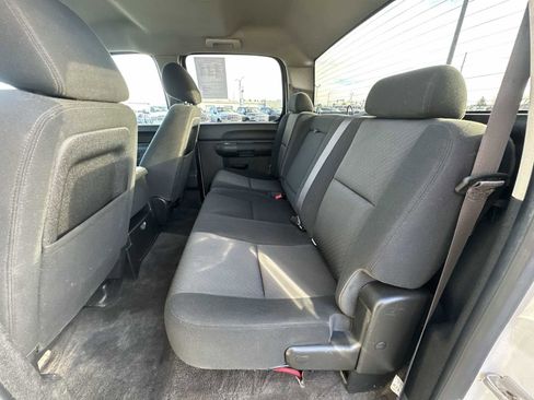 Used 2014 Chevrolet Silverado 2500 LT image 21