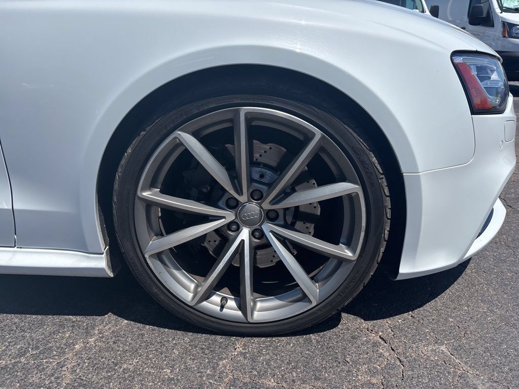 Used 2015 Audi RS 5 Cabriolet AWD/4WD image 12