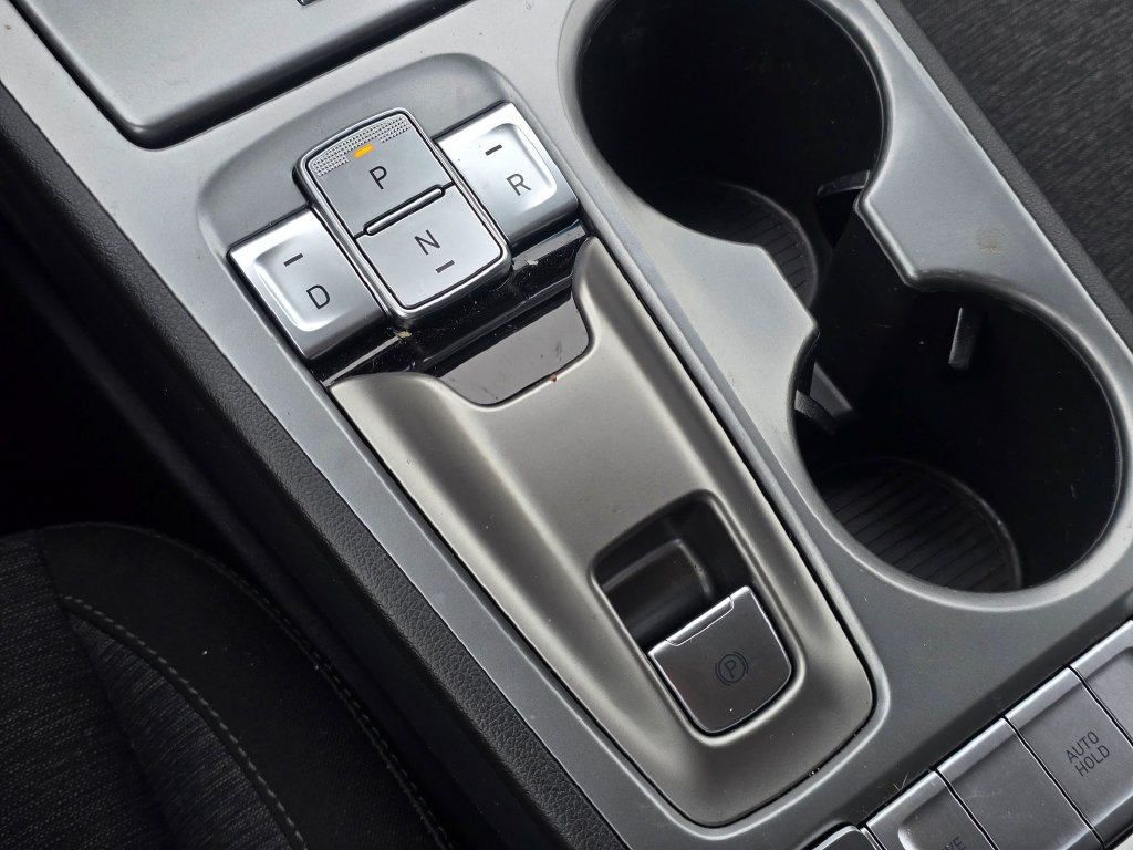 Used 2023 Hyundai Kona SE FWD image 28
