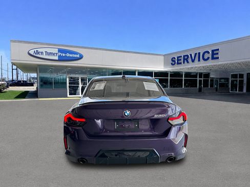 Used 2025 BMW 230i Coupe w/ M Sport Package RWD image 6