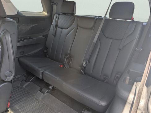 Used 2024 Hyundai Palisade SEL w/ Premium Package image 32