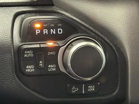 Used 2019 RAM 1500 Big Horn AWD/4WD image 19