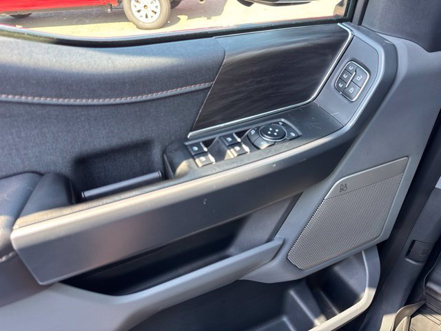 Used 2025 Ford F150 Lariat w/ Equipment Group 501A Mid AWD/4WD image 10